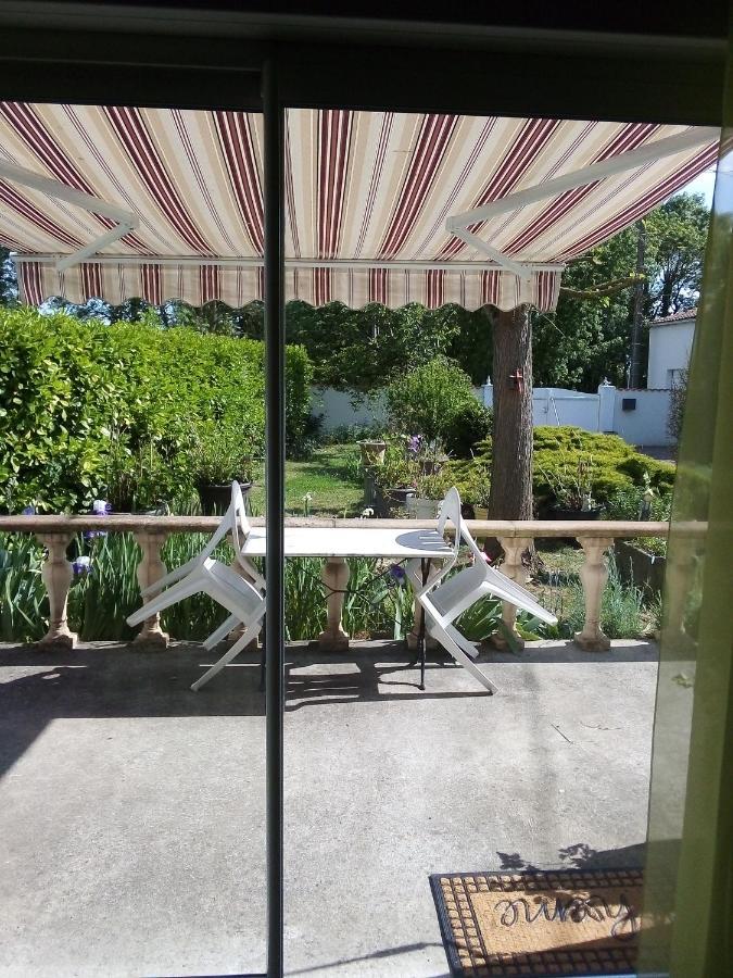 Chambre D Hotes Saint-Laurent-de-la-Barriere ภายนอก รูปภาพ