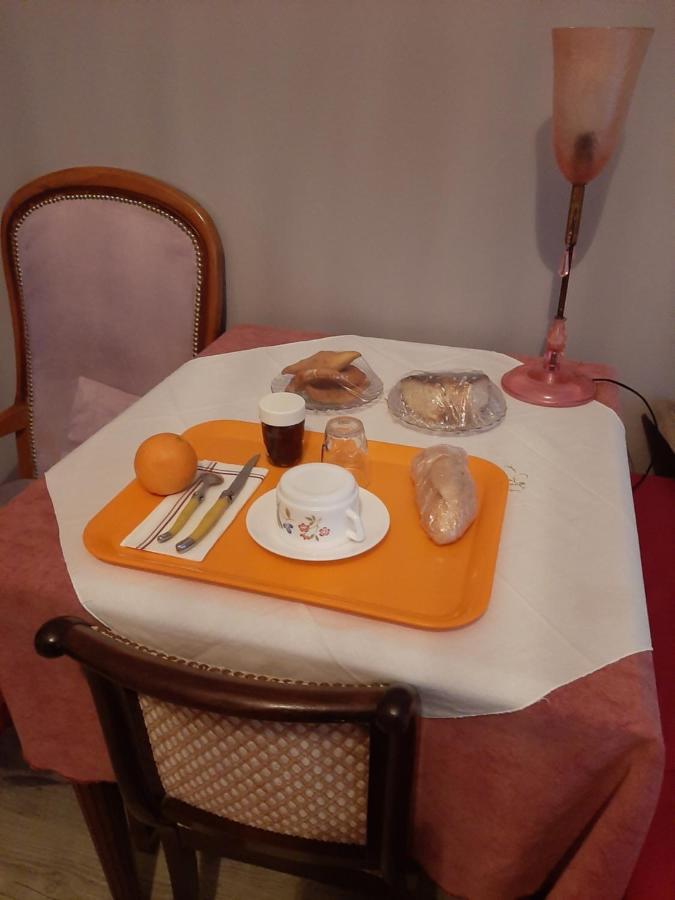 Chambre D Hotes Saint-Laurent-de-la-Barriere ภายนอก รูปภาพ