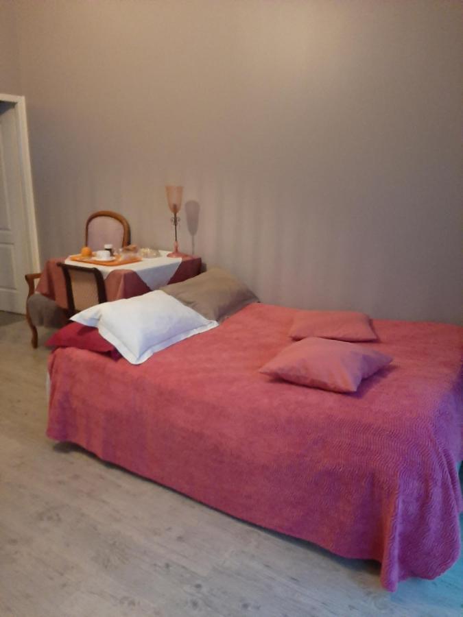 Chambre D Hotes Hotel Saint-Laurent-de-la-Barriere ภายนอก รูปภาพ